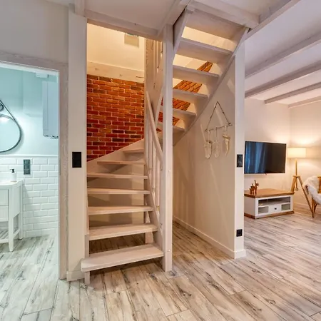 Cichowierzbowo Lejlighed Ściegny